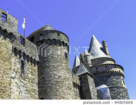 Medieval castle in the town of Vitre, France 94805609