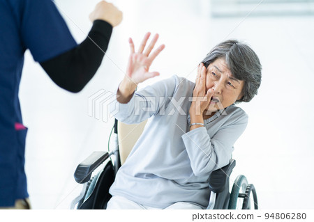 Senior, nursing care, grandmother, female, abuse, violence, wheelchair, male, male caregiver, adult male, male, older brother, 20s 94806280