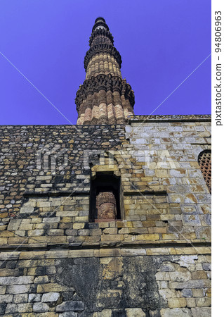 Qutb Minar tower in New Delhi, India 94806963