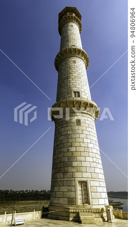Tower of Taj Mahal in Agra, Uttar Pradesh, India 94806964