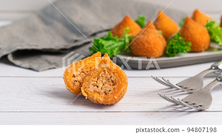 Chicken coxinha, chicken Brazilian snacks Chicken coxinha, chicken Brazilian snacks 94807198