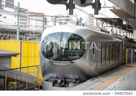 Seibu Railway 001 series Raview 94807685