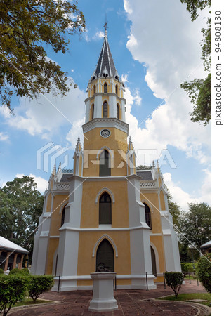 Wat Niwet Thammaprawat Ratchaworawihan 94808130