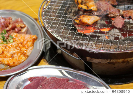 horumon yakiniku restaurant 94808940