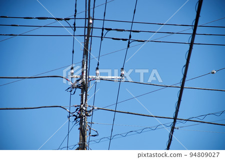 電線，電線桿，天空，藍天，風景，晴朗 94809027
