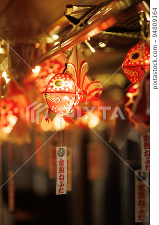Goldfish Neputa train on the Konan Railway Owani Line (Aomori Prefecture) close-up 94809164