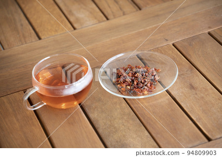 玫瑰果的美麗與健康 玫瑰果的美麗與健康 94809903