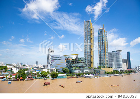 Bangkok daytime scenery 94810358