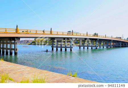 Scenery of Seta Karahashi Bridge, Lake Biwa and Seta River in Otsu City, Shiga Prefecture 94811149