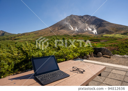 北海道大雪山旭岳的工作影像（2022年9月） 94812636