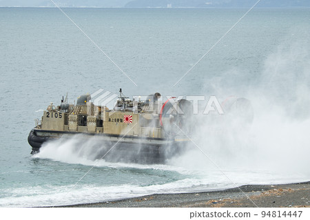 氣墊船 LCAC-2105 "5" 氣墊船 LCAC-2105 "5" 94814447
