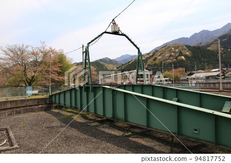 埼玉縣秩父市荒川白樂三峰口站旁SL轉盤公園風景 埼玉縣秩父市荒川白樂三峰口站旁SL轉盤公園風景 94817752