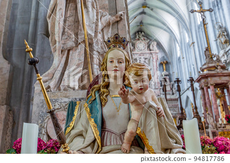 Marble sculptures in Salem abbey, bavaria, germany Marble sculptures in Salem abbey, bavaria, germany 94817786