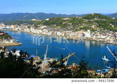 [Hiroshima Prefecture] The streets of Onomichi seen from Mukojima (Senkoji Park) 94817896