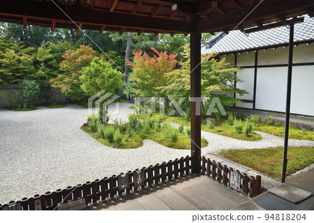 Rozanji Temple (Genji's Garden) [Kamigyo Ward, Kyoto City, Kyoto Prefecture] 94818204