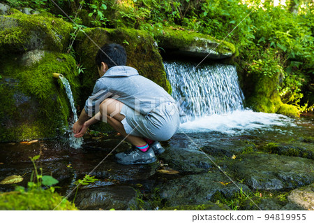 大雪旭岳源水礦泉水天然水 94819955