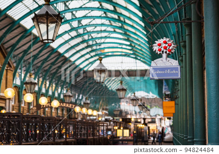 London Covent Garden 94824484