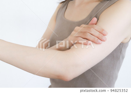 Female arm skin care image 94825352