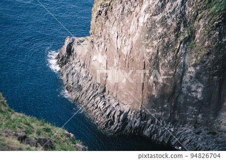 Shiretoko Sea Cliff (Furepe Falls) Shiretoko Sea Cliff (Furepe Falls) 94826704