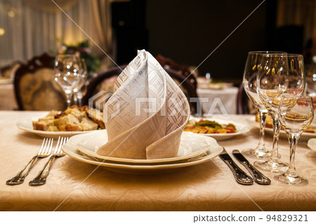 Ceramic tableware on the table Ceramic tableware on the table 94829321
