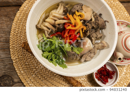 雞內臟河粉 雞內臟河粉 94831240
