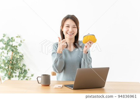 錢包的女人 94836961