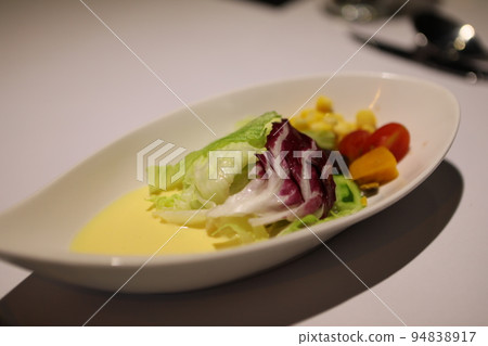 Western food 94838917