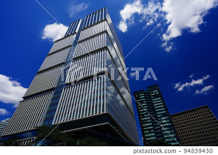 Urban scenery of Akasaka and Kioicho Akasakamitsuke Kioicho (clear weather, towering office buildings) 94839430