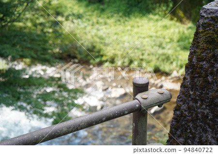 Bridge railing 94840722