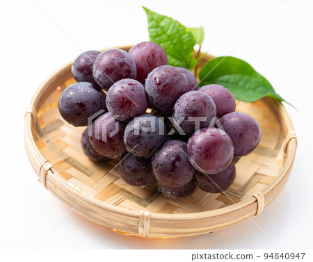 說到秋天的味道，葡萄（葡萄）巨峰葡萄無核巨峰葡萄水果 94840947
