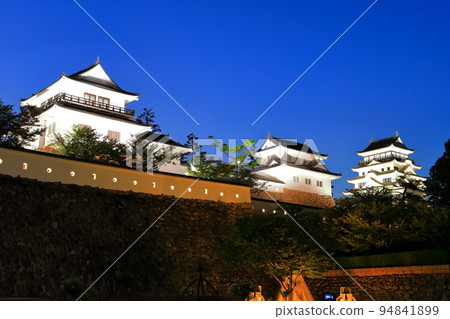 [Hiroshima Prefecture] Night view of the renovated Fukuyama Castle tower and Tsukimiyagura 94841899