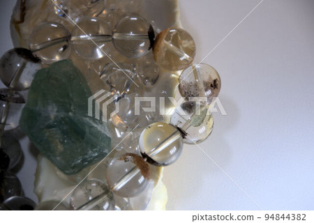 Power stone and shell garden crystal bracelet Power stone and shell garden crystal bracelet 94844382