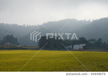 秋天的寧靜風景 秋天的寧靜風景 94849678
