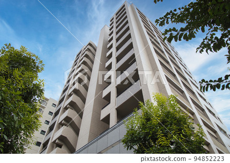 新建的公寓 新建的公寓 94852223