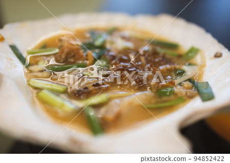 Grilled Shellfish, Aomori's Specialty 94852422