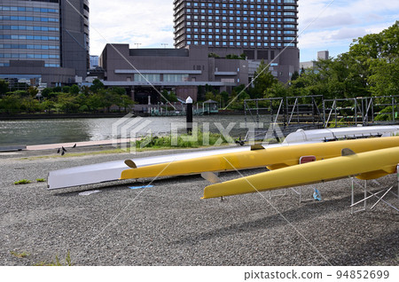 okawa and rowing boat 94852699