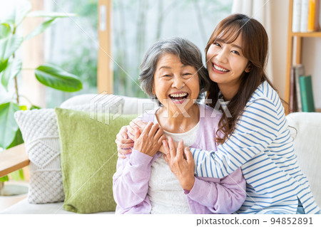 good old grandma and granddaughter 94852891