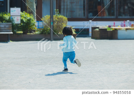 公園兒童跑 94855058