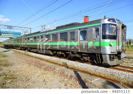 721 series F-3015 formation at Ebe Otsu Station, JR Hokkaido 721 series F-3015 formation at Ebe Otsu Station, JR Hokkaido 94855115
