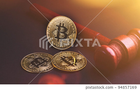 bitcoin judgment. Cryptocurrency fraud. Money theft while exchanging currencies. 94857169