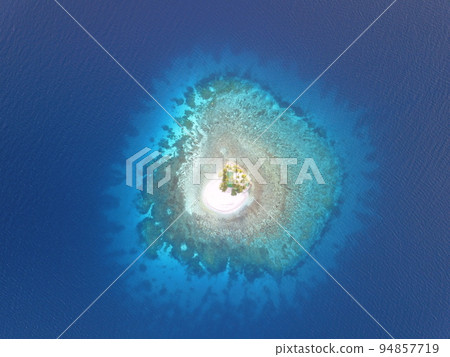 Uninhabited island JEEP island in Chuuk, Micronesia. Here is the world's greatest wreck diving destination. Uninhabited island JEEP island in Chuuk, Micronesia. Here is the world's greatest wreck diving destination. 94857719
