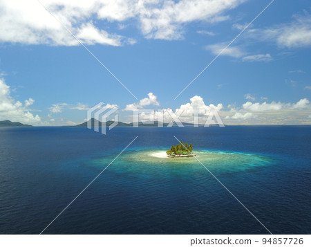Uninhabited island JEEP island in Chuuk, Micronesia. Here is the world's greatest wreck diving destination. 94857726