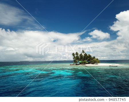 Uninhabited island JEEP island in Chuuk, Micronesia. Here is the world's greatest wreck diving destination. 94857745