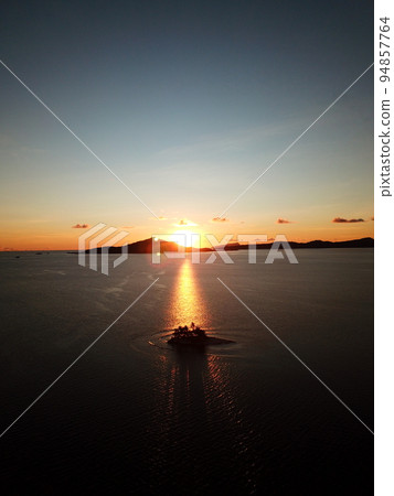 Uninhabited island JEEP island in Chuuk, Micronesia. Here is the world's greatest wreck diving destination. Uninhabited island JEEP island in Chuuk, Micronesia. Here is the world's greatest wreck diving destination. 94857764