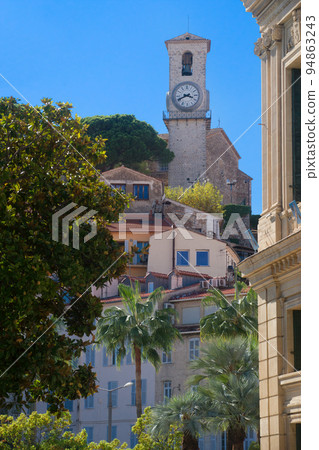 Cannes old town (Suquet) and pure blue sky 94863243