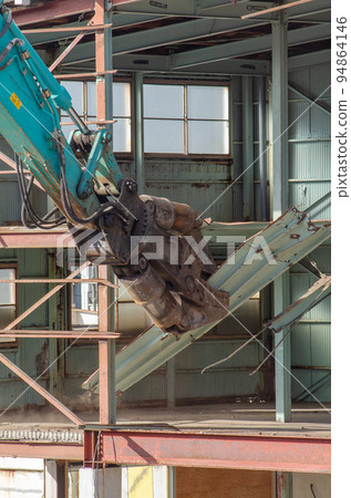 倉庫拆遷現場 金屬廢料 94864146