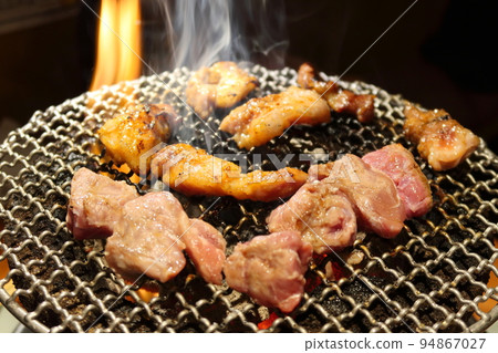 炭烤荷魯門烤肉 94867027