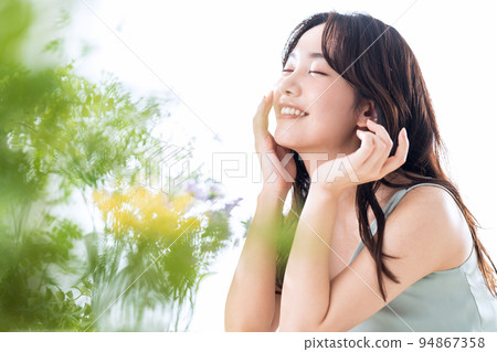 女性美容美妝護膚 94867358