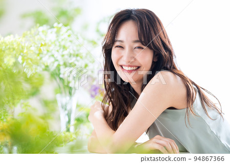 女性美容美妝護膚 女性美容美妝護膚 94867366