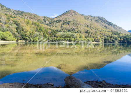切小尾湖/切小尾湖(日光國立公園) 切小尾湖/切小尾湖(日光國立公園) 94868361